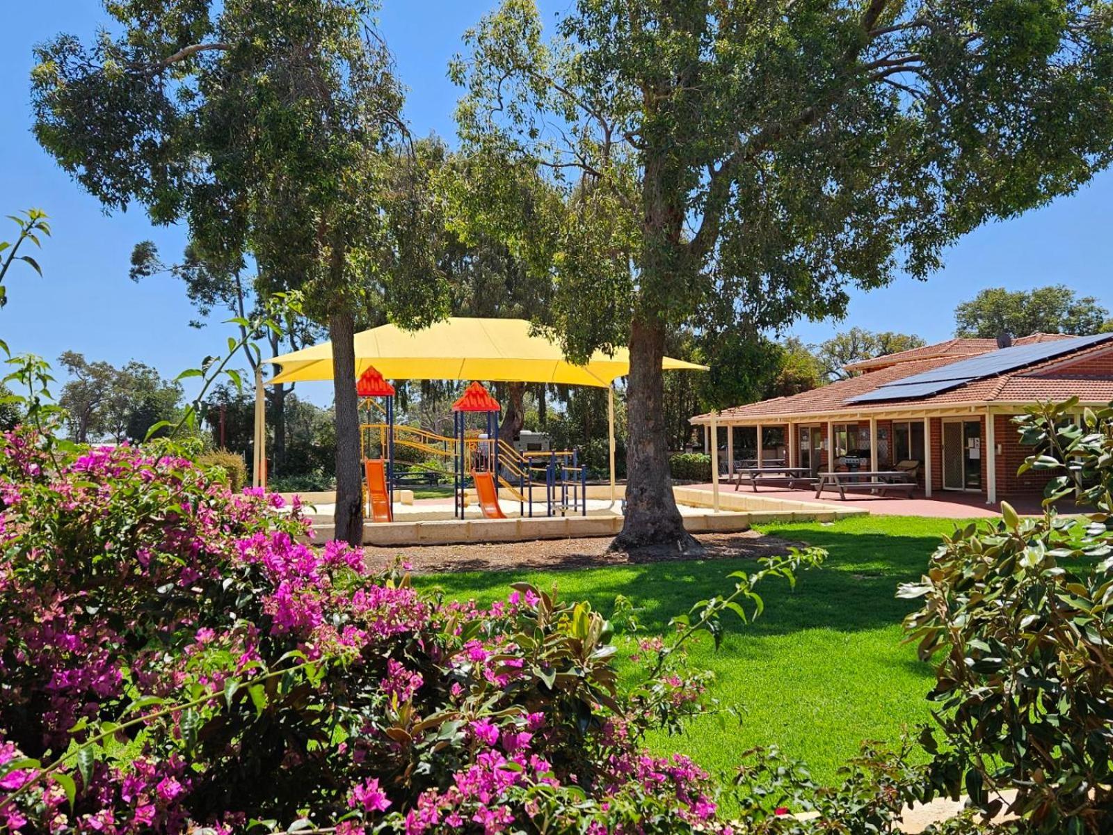 Banksia Tourist Park Hotel Perth Ngoại thất bức ảnh