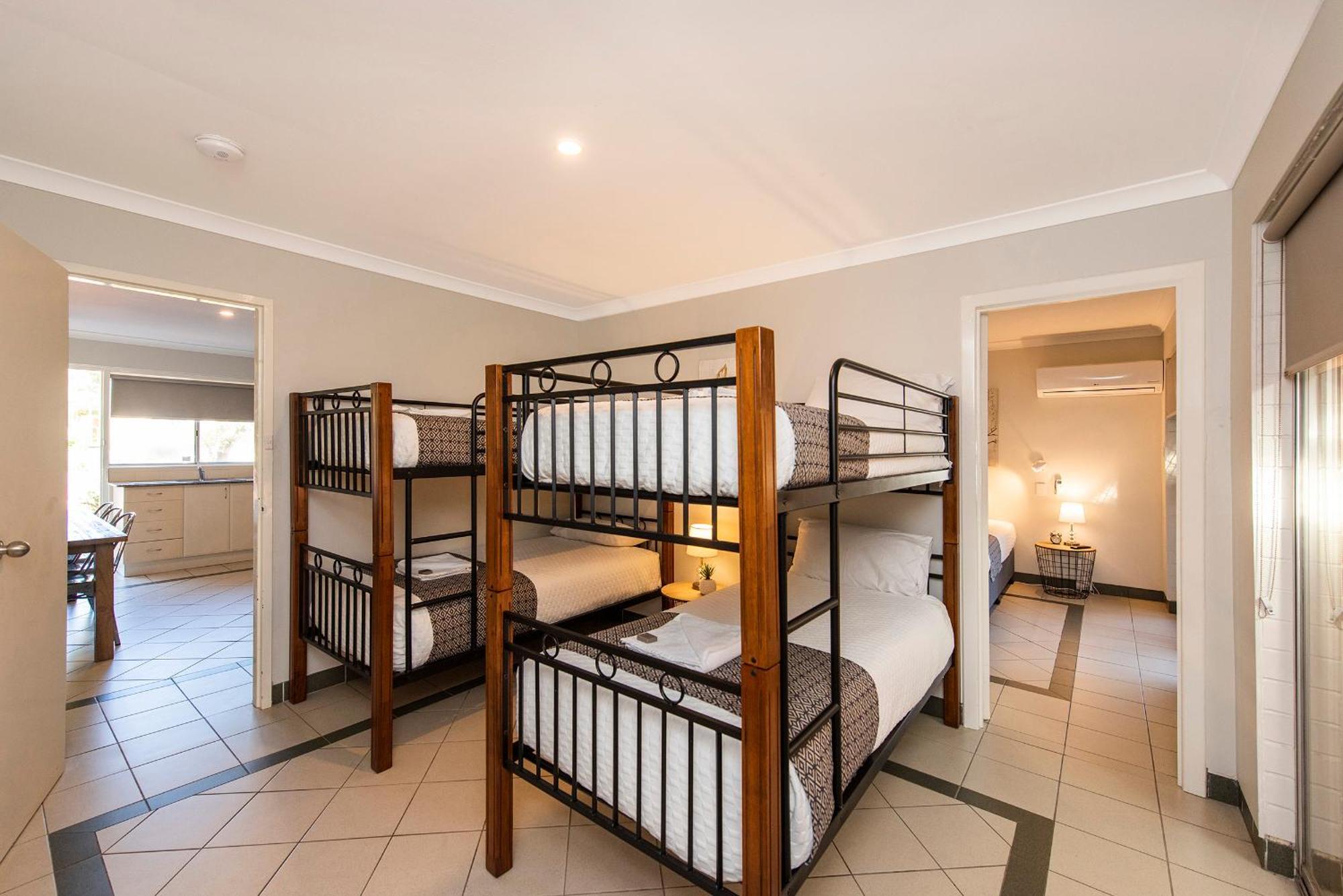 Banksia Tourist Park Hotel Perth Ngoại thất bức ảnh